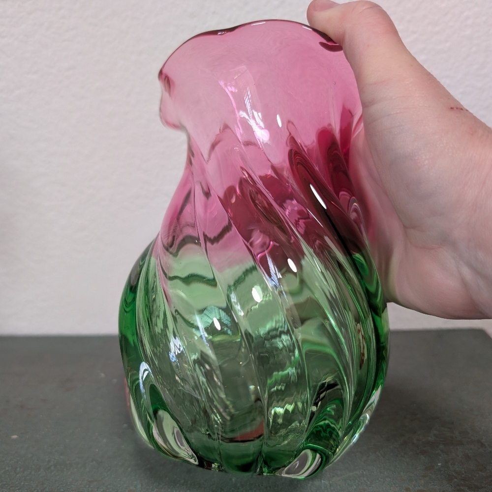 Vintage Teleflora Pink Green Watermelon Hand Blown Art Glass Ruffled Vase - Picture 3 of 10